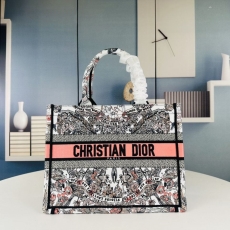 Dior Shopping Bags